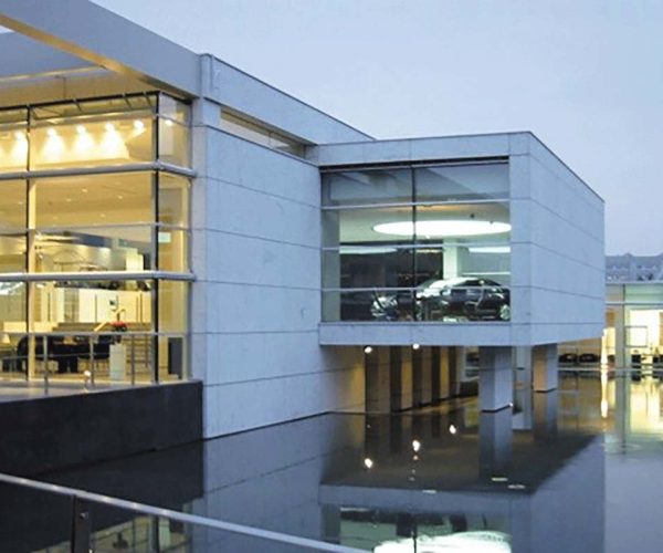 Daimler Maybach Center Of Excellence 1